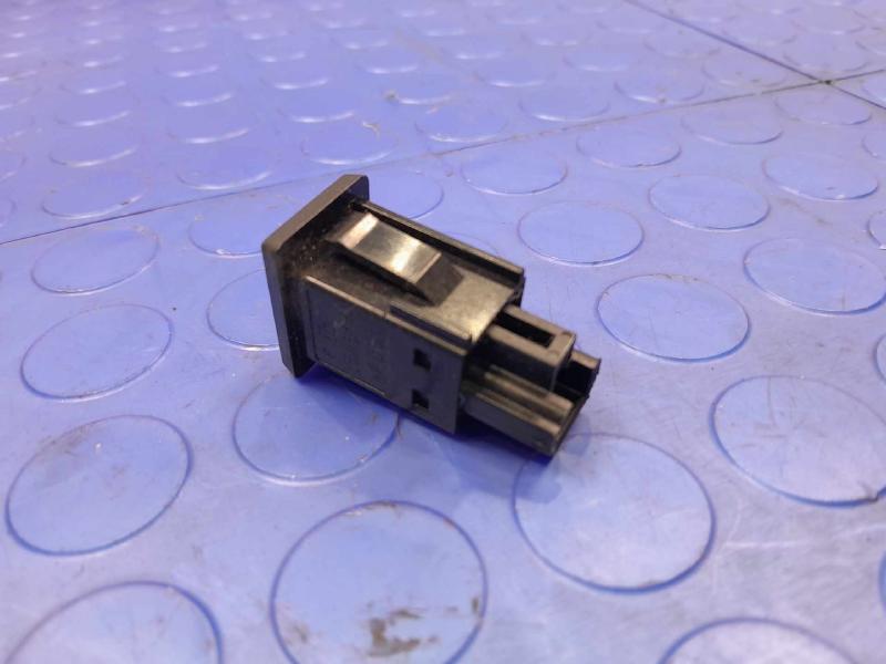 2004-2020 Toyota Sienna TPMS Tire Pressure Switch Genuine OEM 84746-AE010