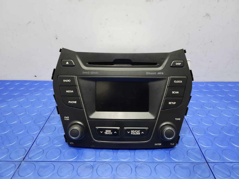 2013 Hyundai Santa Fe Audio & Visual Equip.(Radio)