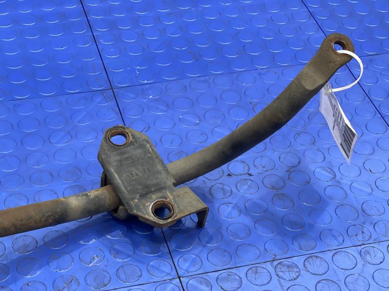2011-2013 Dodge Durango Rear Stabilizer Bar Swaybar Genuine OEM 68184507AA