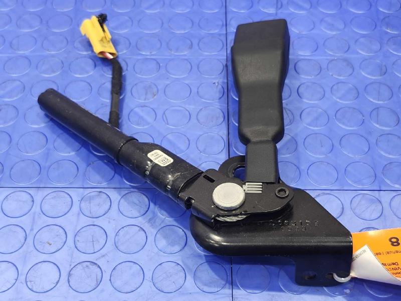 2017 Dodge Grand Caravan Front Seat Belt