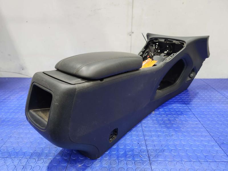2015-2017 Chrysler 200 Center Floor Console Assembly Black Leather OEM 1YV261BBAF