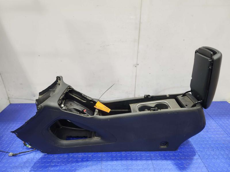 2015-2017 Chrysler 200 Center Floor Console Assembly Black Leather OEM 1YV261BBAF