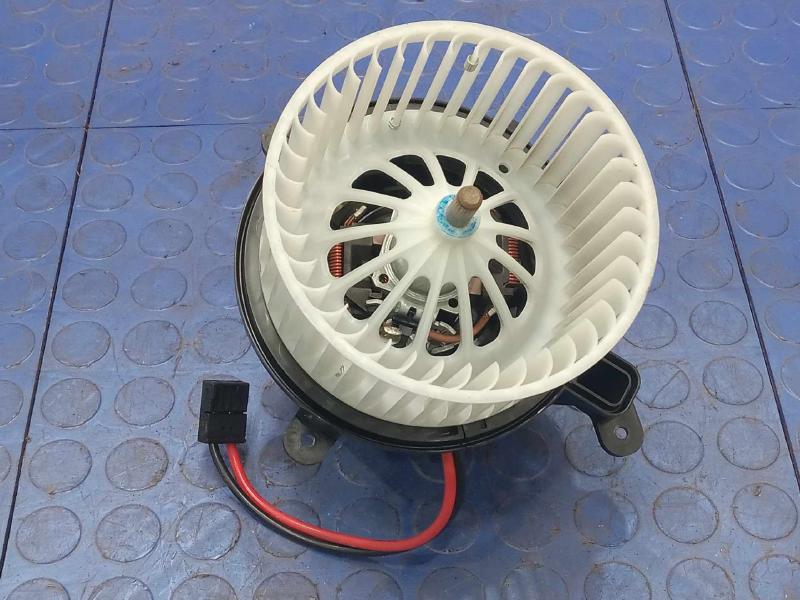 2016-2023 Volvo XC90 Rear Heater AC Blower Motor Assembly Bosch OEM 313694374