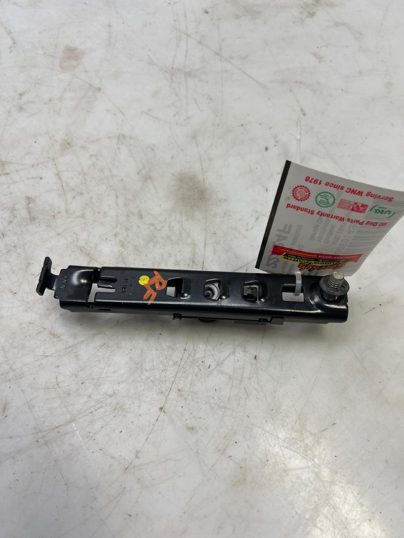 2011 - 2019 Ford Explorer Front Seat Belt Height Adjuster LH or RH OEM BB5Z78602B82AA