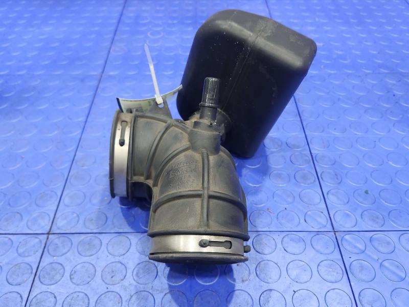 2012 Ford Escape Air Intake Tube/Resonator