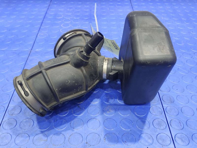 2012 Ford Escape Air Intake Tube/Resonator
