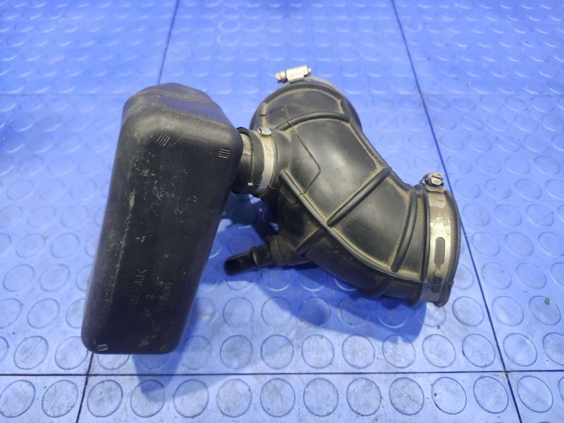 2012 Ford Escape Air Intake Tube/Resonator
