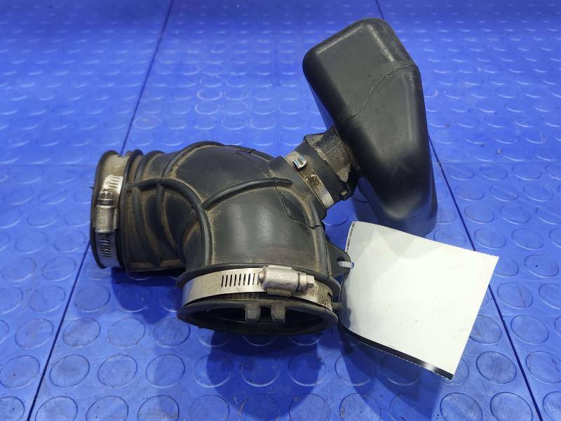 2012 Ford Escape Air Intake Tube/Resonator
