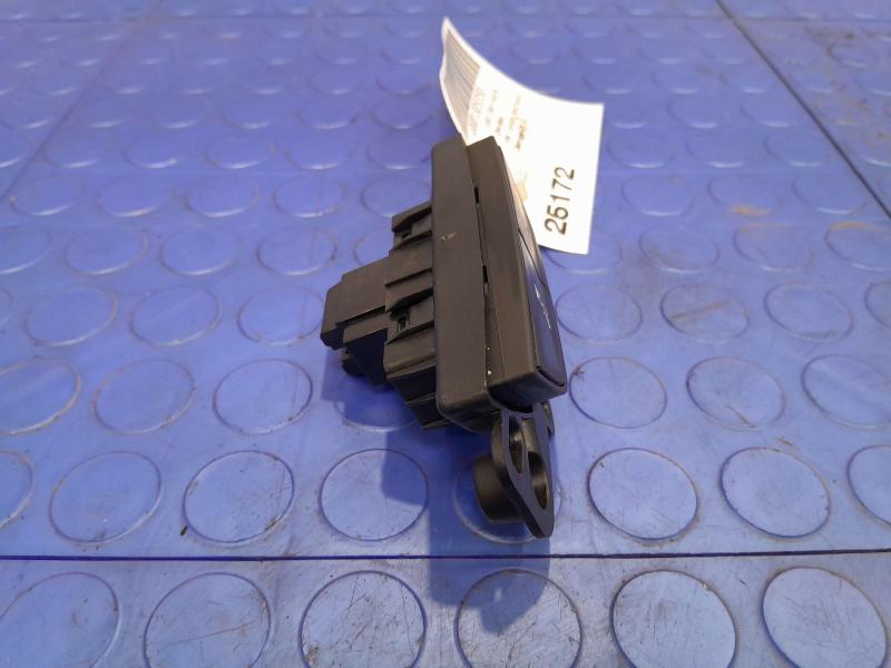 2017-2019 GMC Acadia Hazard Warning Traction Control Switch OEM 23168379