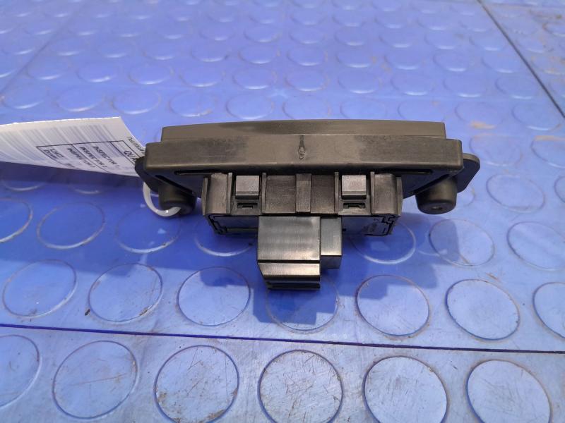 2017-2019 GMC Acadia Hazard Warning Traction Control Switch OEM 23168379