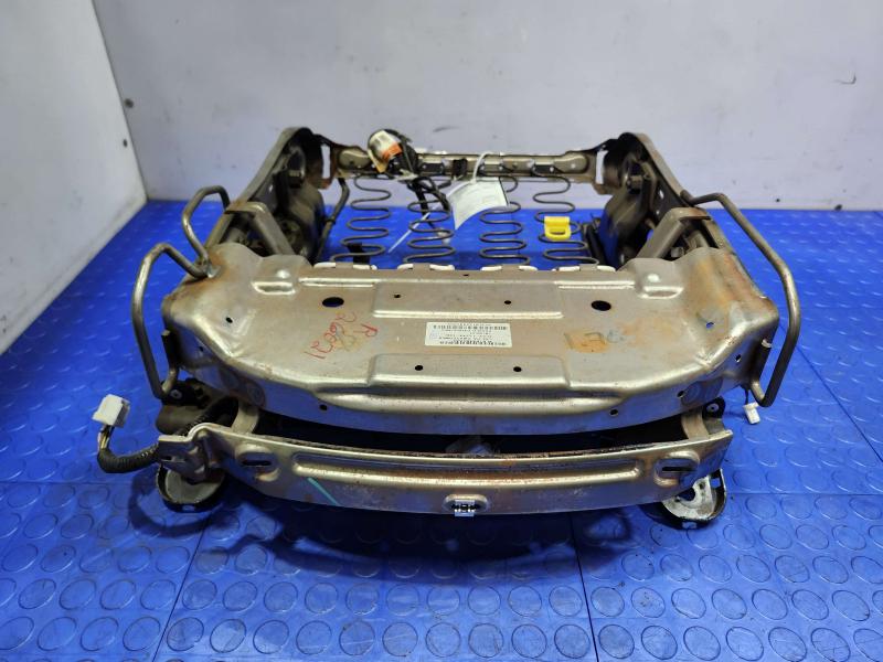 2014 Nissan Maxima Seat Track