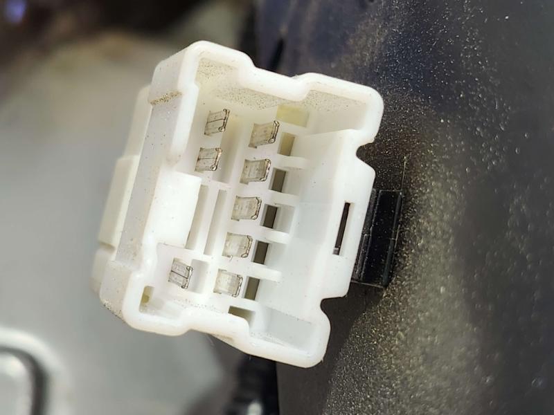 2014 Nissan Maxima Seat Track