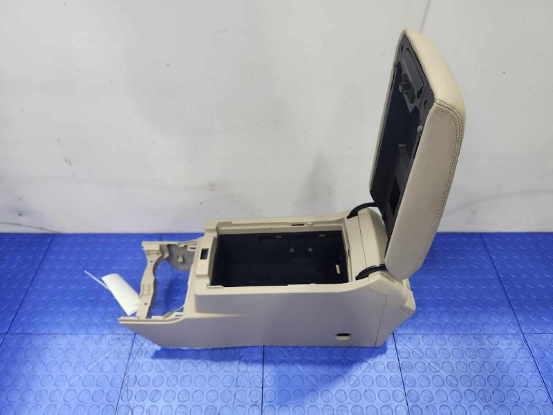 2018 Subaru Legacy Front Console