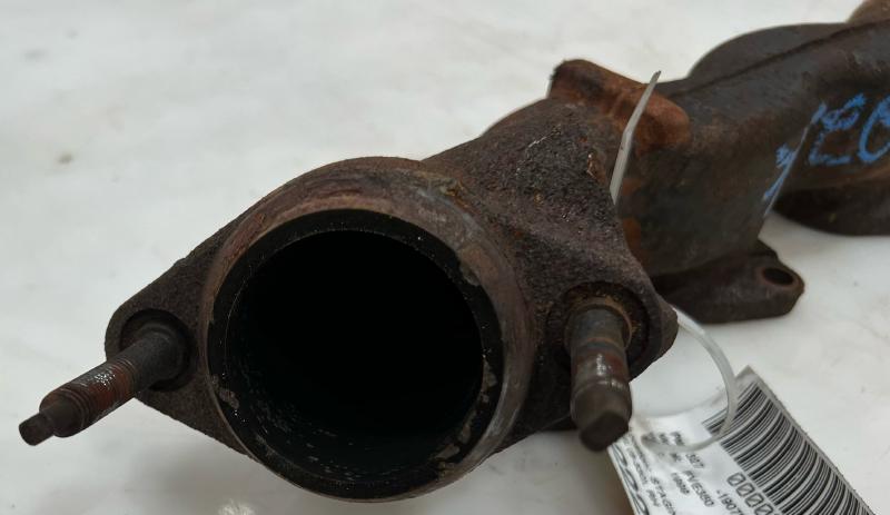 1999 Ford Econoline E-350 Exhaust Manifold