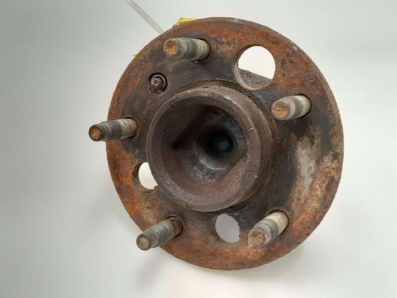 2007 Cadillac DTS Hub