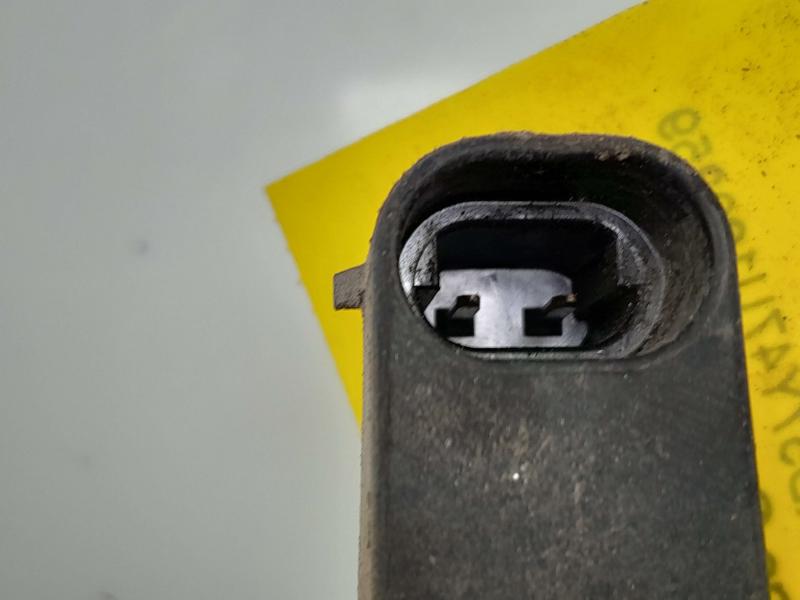 2007 Cadillac DTS Hub