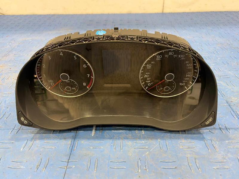2015 Volkswagen Passat Speedometer