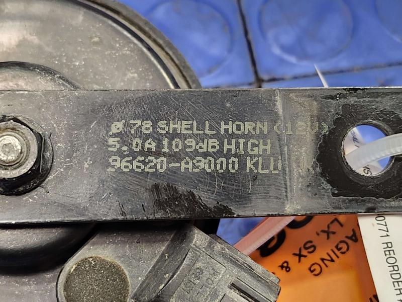 2015-2018 Kia Sedona OEM High Note Horn Assembly Genuine 96620A9000