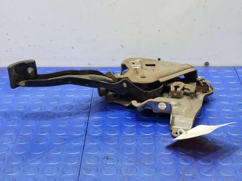 2010-2014 GMC Yukon Parking Brake Control Lever Pedal Assembly OEM 22800497