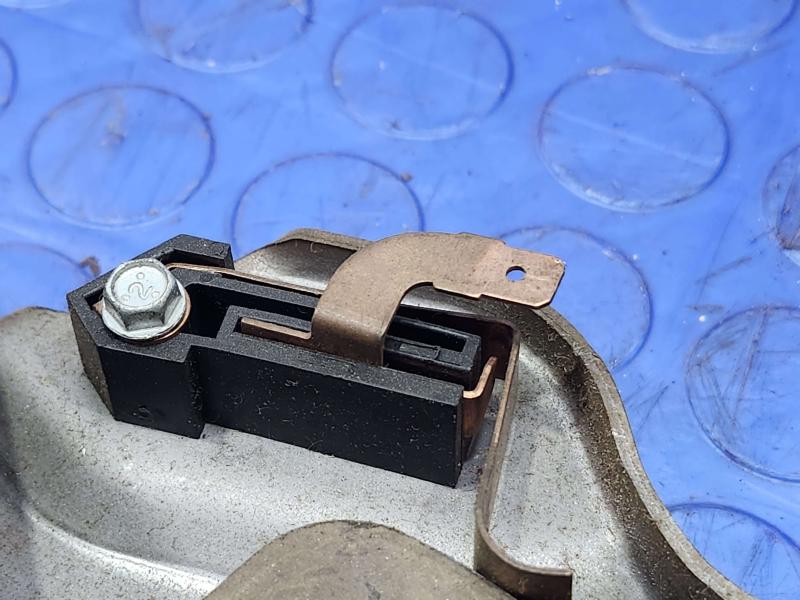 2010-2014 GMC Yukon Parking Brake Control Lever Pedal Assembly OEM 22800497
