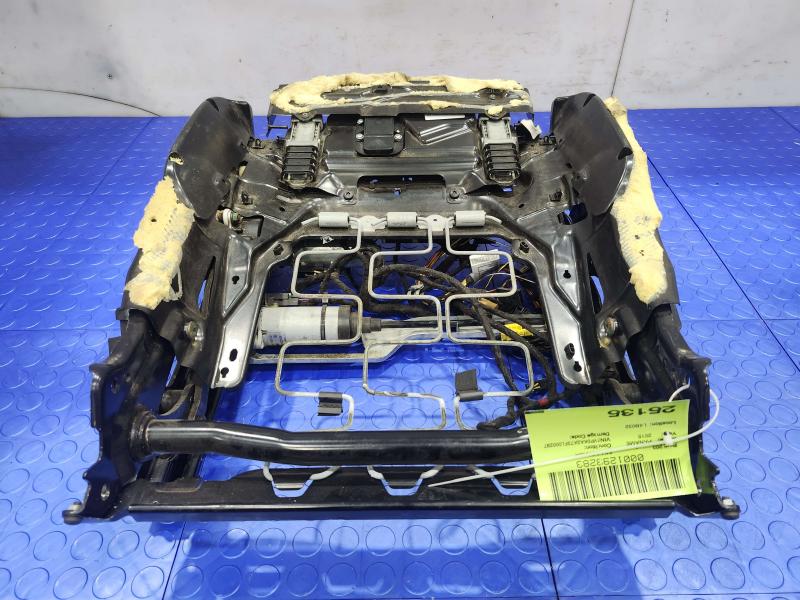 2015 Porsche Panamera Seat Track