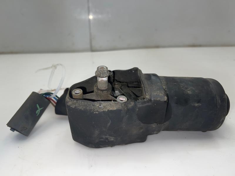 1998 Jeep Cherokee Wiper Motor Front