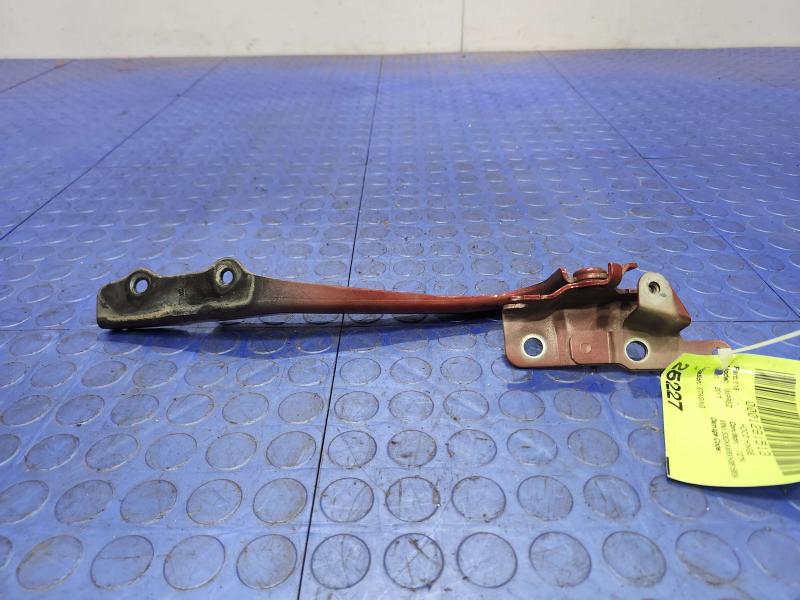 2017 Subaru Impreza Hood Hinge