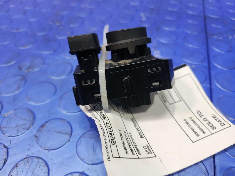 2019 Chevrolet Silverado 3500 Door Switch Front
