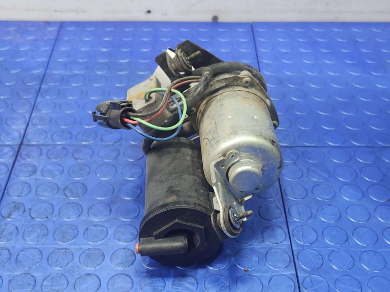 2003-2011 Lincoln Towncar Air Ride Suspension Compressor Pump Assembly OEM 3W133B484BA