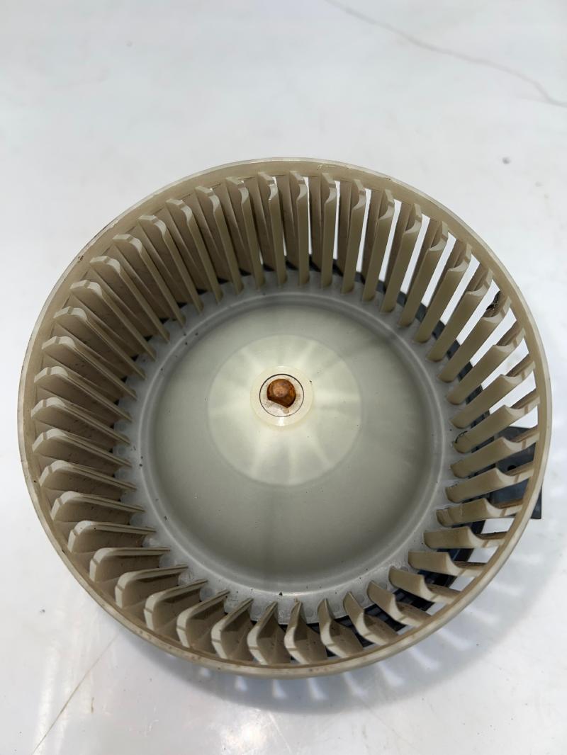 2014 Ford Explorer Blower Motor