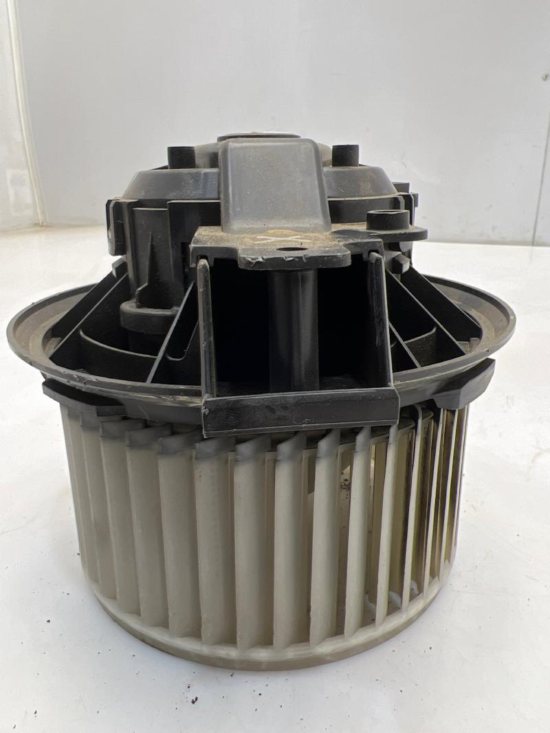 2014 Ford Explorer Blower Motor