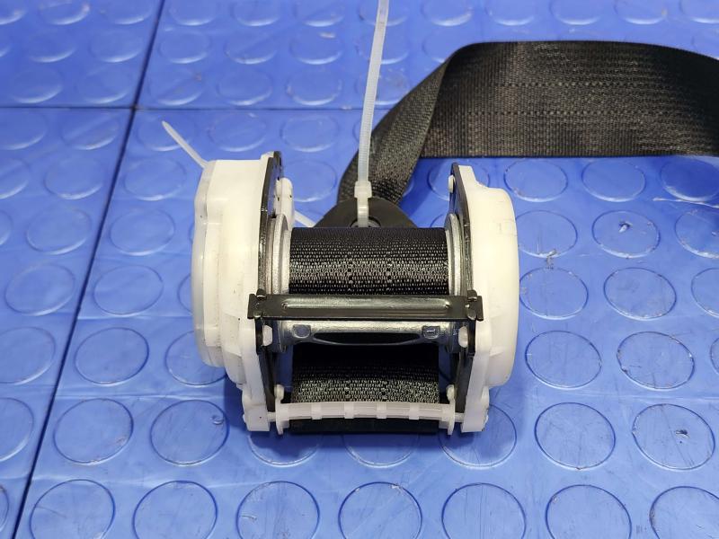 2015 Toyota Prius Rear Seat Belt