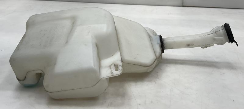 2014 Buick LaCrosse Washer Bottle