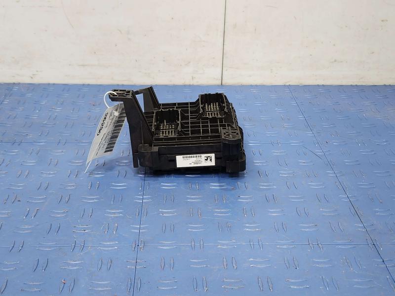 2015 Chevrolet Tahoe Cabin Fuse Box