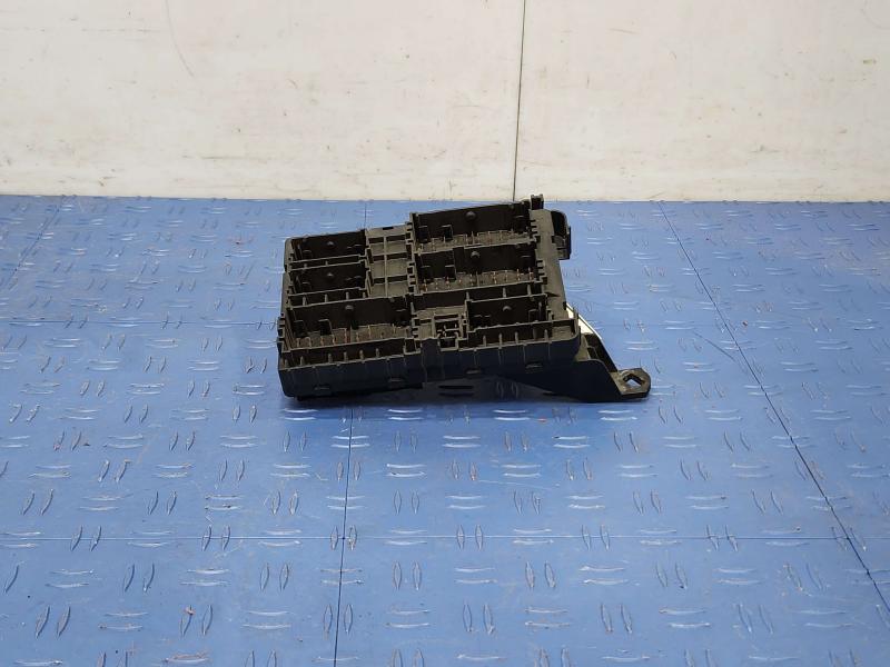 2015 Chevrolet Tahoe Cabin Fuse Box