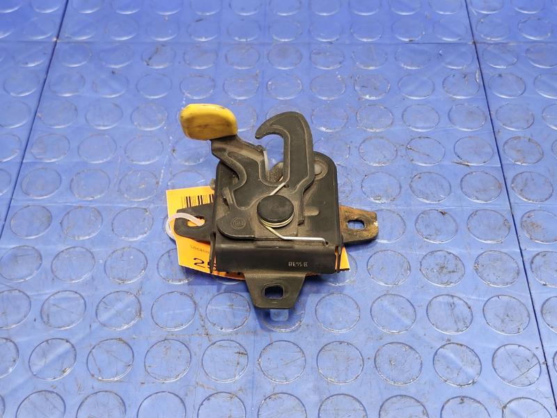 2018 Ram ProMaster Hood Latch