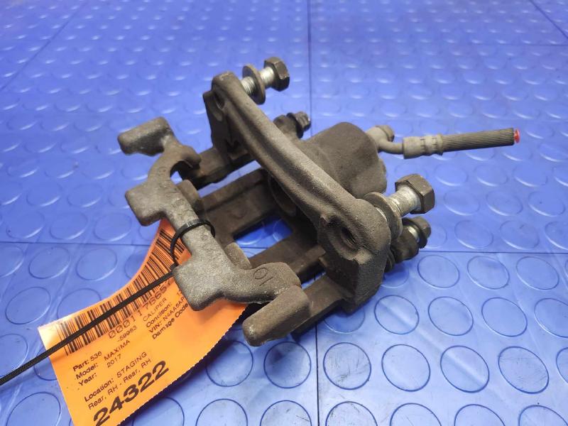 2017 Nissan Maxima Caliper