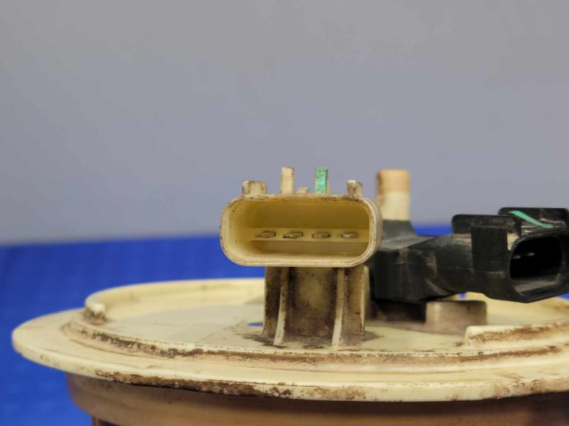 2017-2019 Ford F-250 F-350 6.2L Fuel Pump Assembly Midship Tank OEM HC349H307AD
