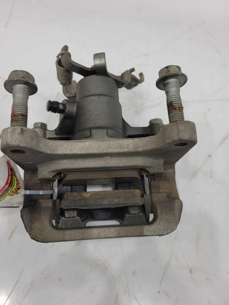 2017 Chevrolet Malibu Caliper