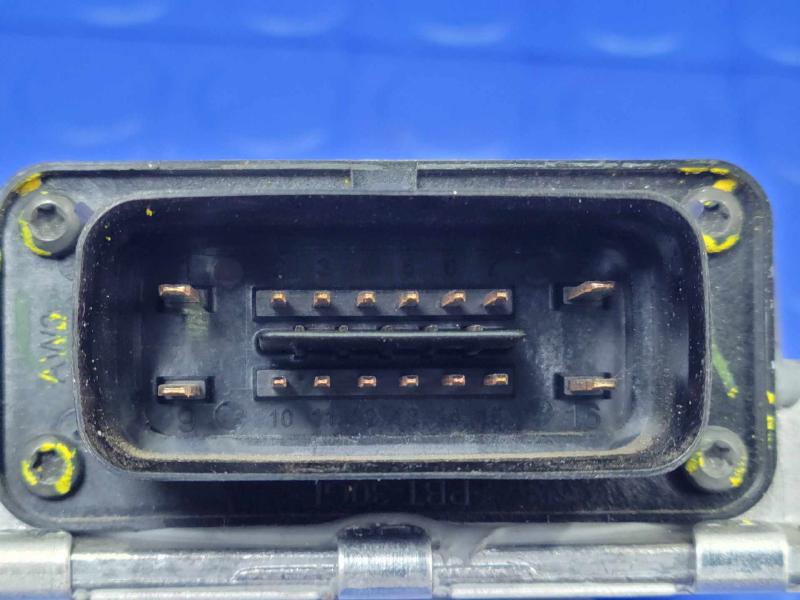 2016 Chevrolet Malibu Chassis Brain Box
