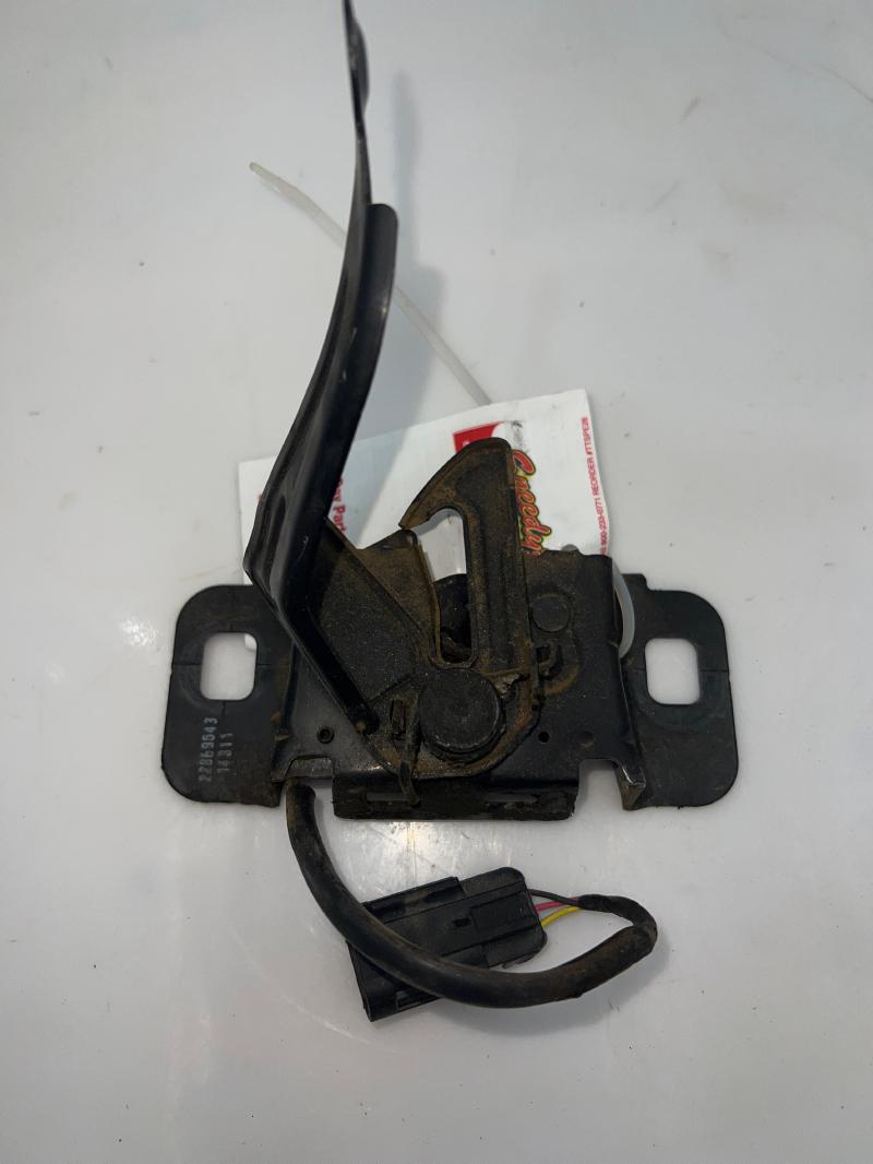 2012 - 2017 Buick Verano Hood Lock Latch Assembly OEM 84068582