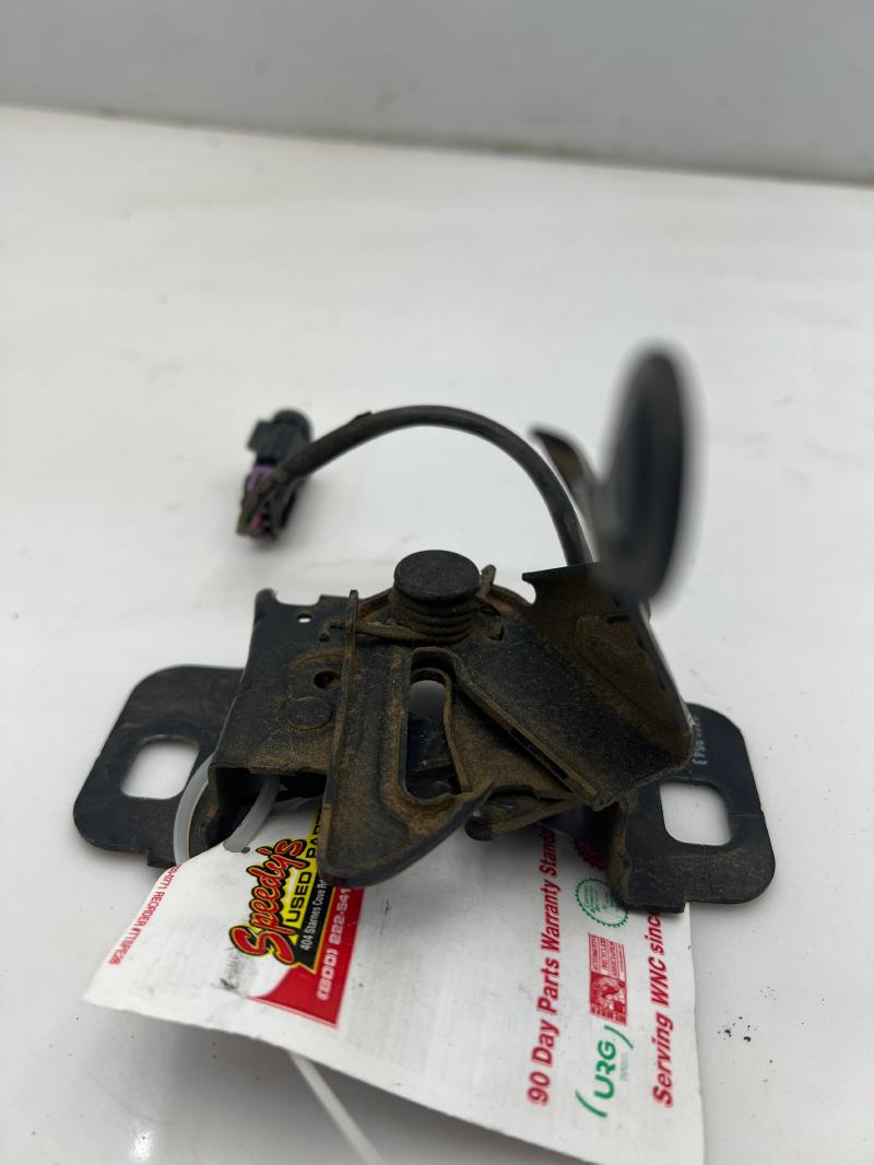 2012 - 2017 Buick Verano Hood Lock Latch Assembly OEM 84068582
