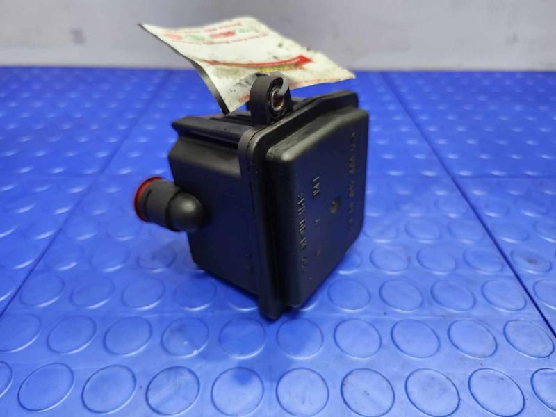 2006 Mercedes S-Class Power Steering Reservoir