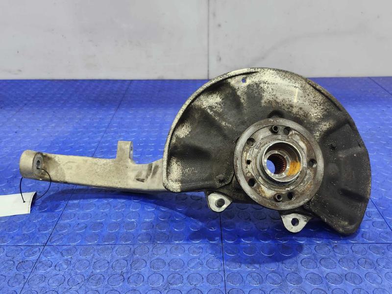 2012 Mercedes ML-Class Spindle Knuckle Front