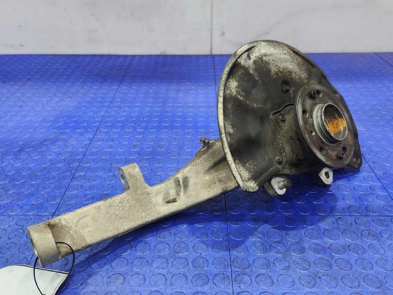 2012 Mercedes ML-Class Spindle Knuckle Front