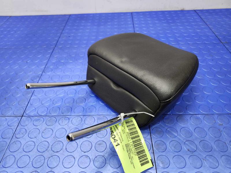 2013 Acura RDX Headrest