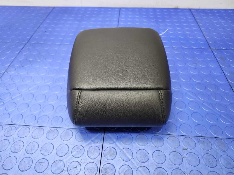 2013 Acura RDX Headrest