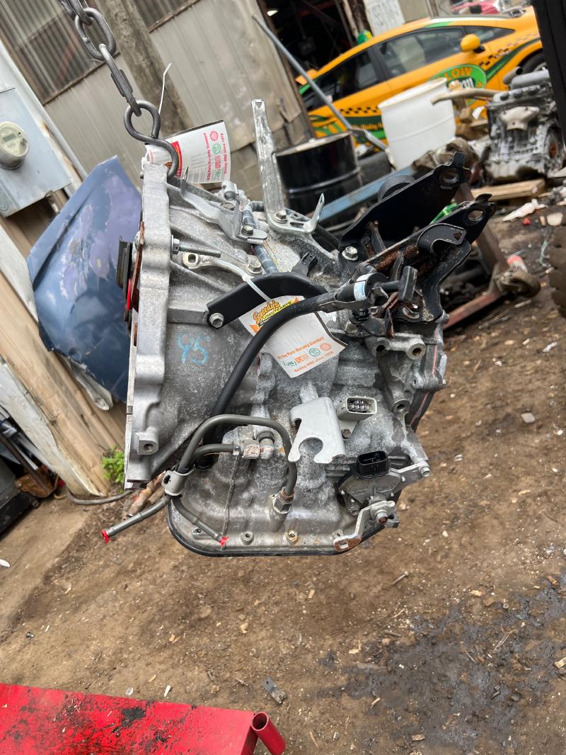 2012 Toyota Yaris Transmission Assy.