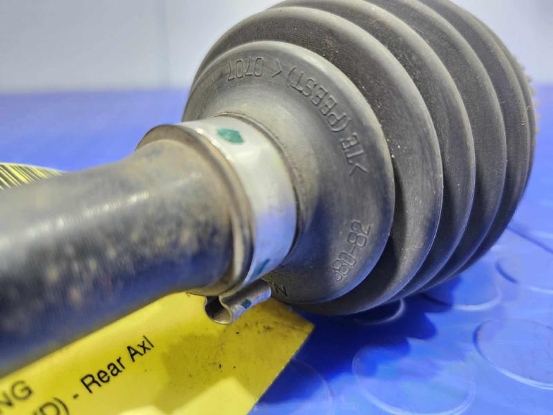 2013 Nissan Juke Axle Shaft