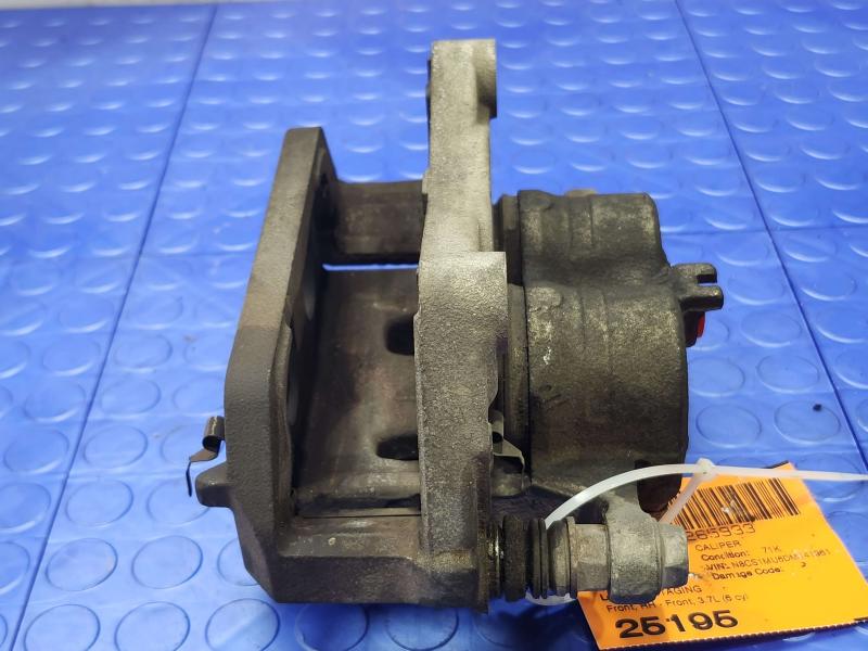2013 Infiniti FX35 Caliper